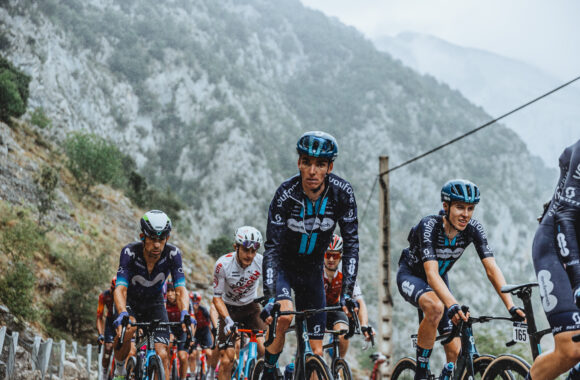 Romain Bardet & Max Poole | Vuelta a España | Photo Credit: Chris Auld