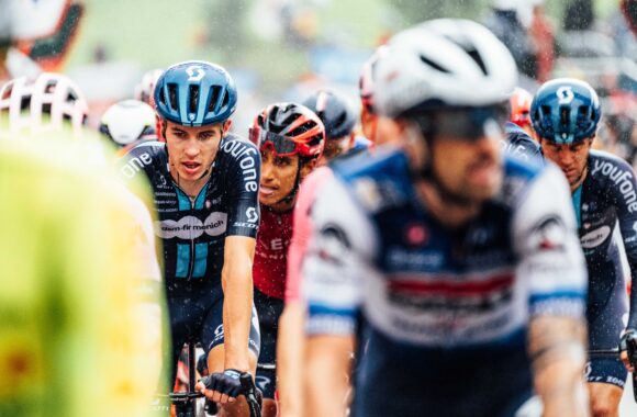 Max Poole & Chris Hamilton | Vuelta a España | Photo Credit: Cycling Images